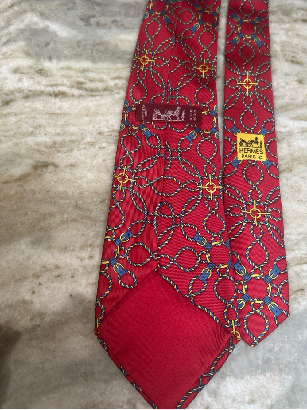 Hermes Paris Men's Vintage 100% Silk Tie France red & blue chain links  . Estate